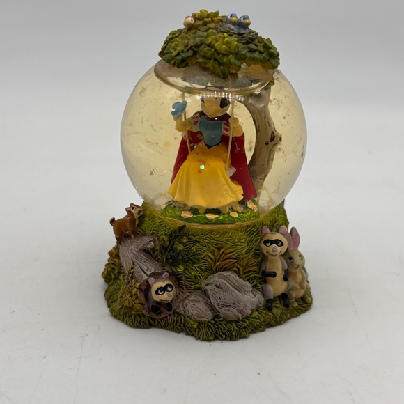 Disney Parks Snow White and the Seven Dwarfs Mini Collectible Water Snow Globe - Picture 5 of 8
